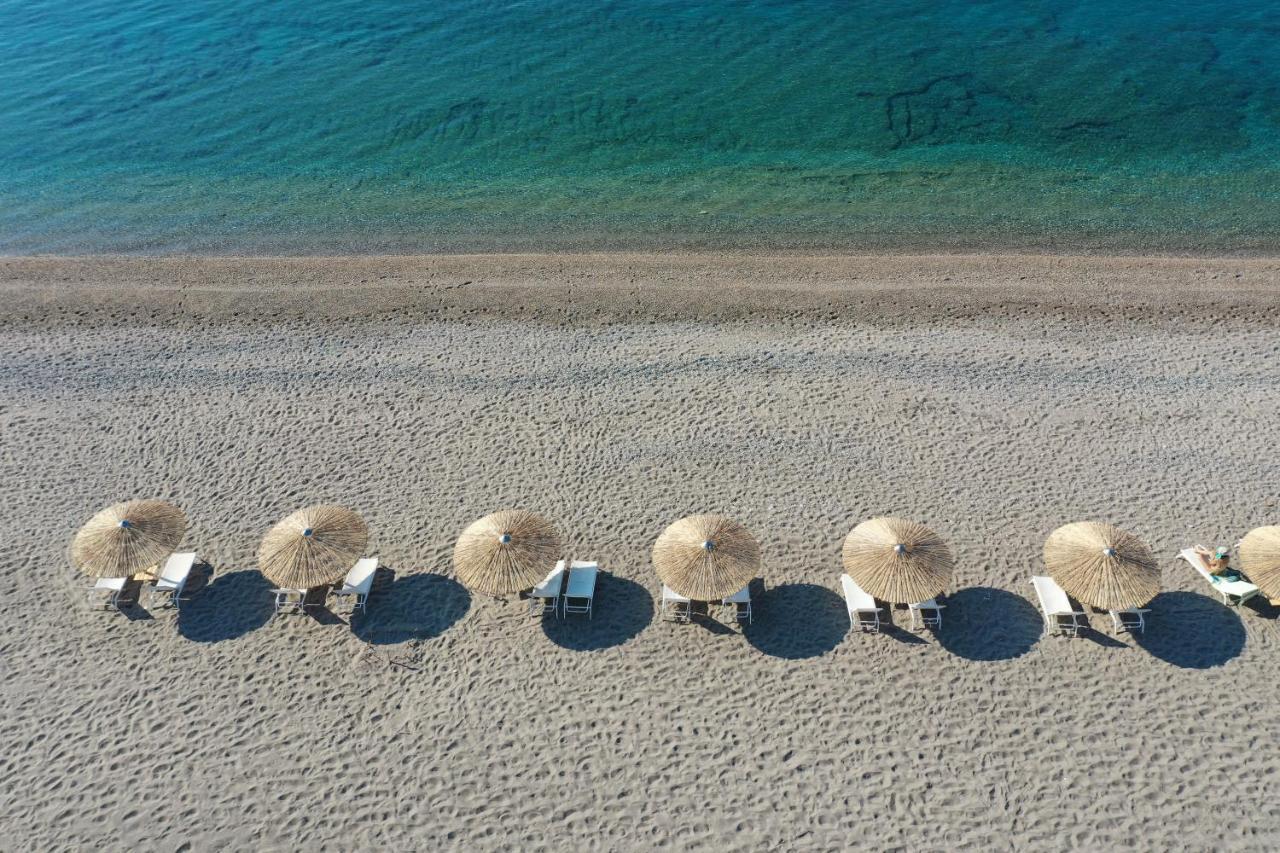 Niriides Resort Гитио Екстериор снимка
