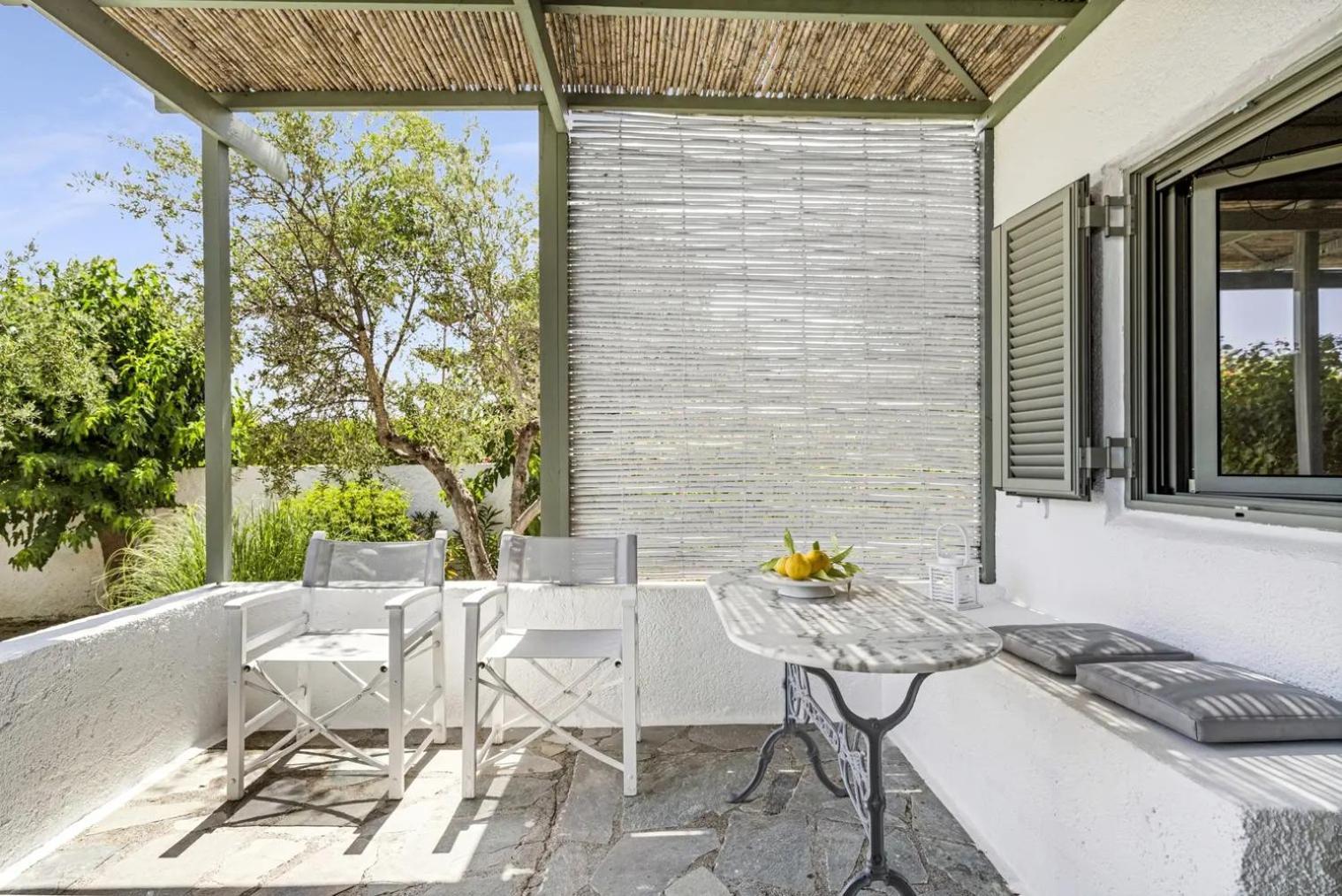 Niriides Resort Гитио Екстериор снимка