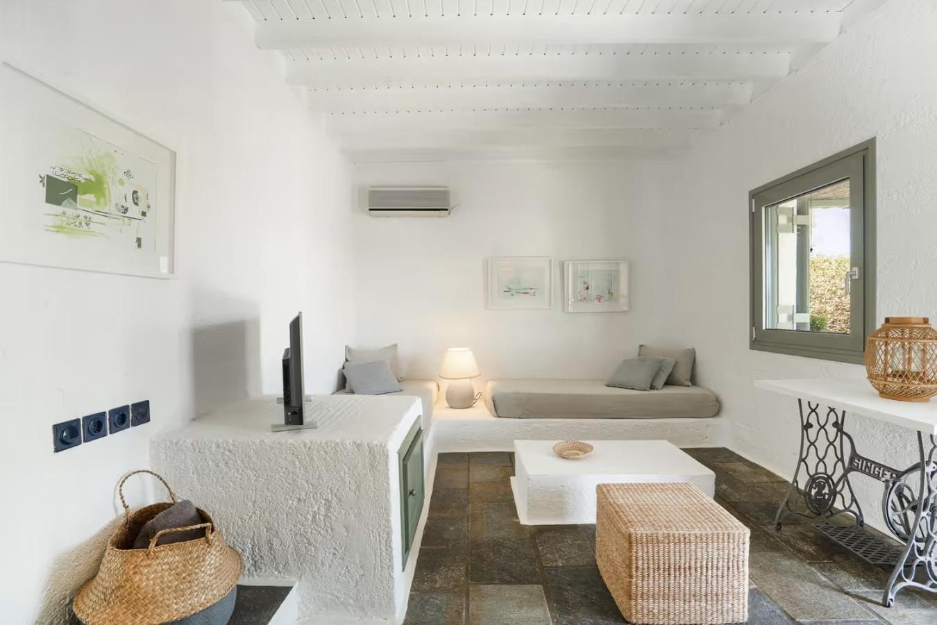 Niriides Resort Гитио Екстериор снимка