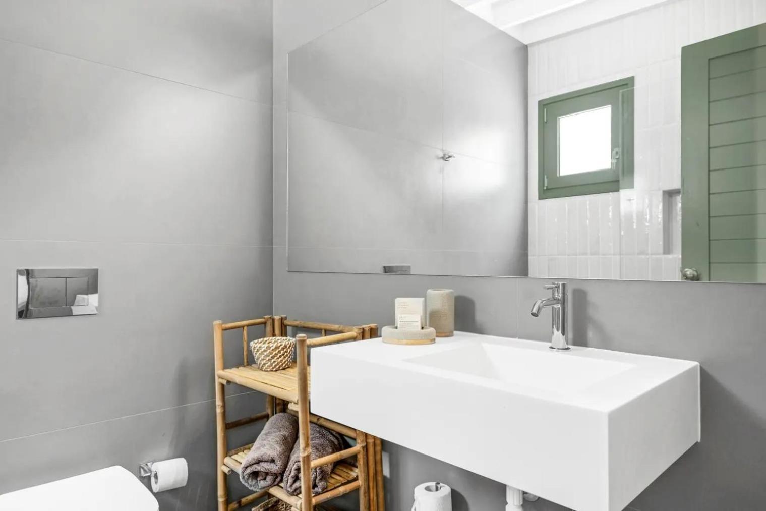 Niriides Resort Гитио Екстериор снимка