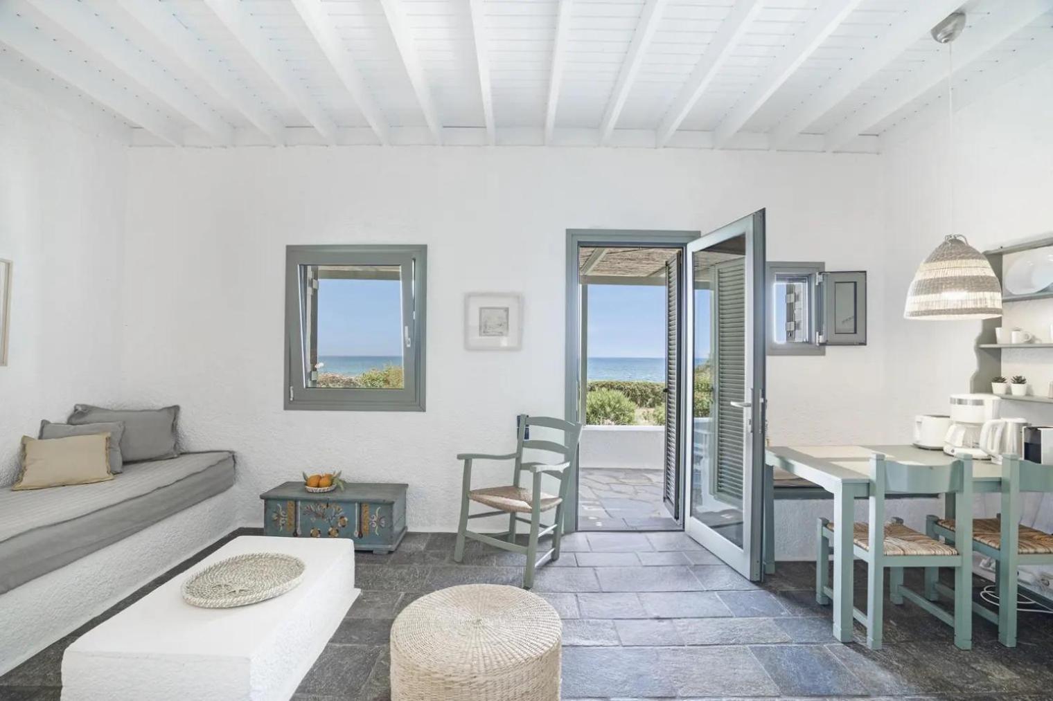 Niriides Resort Гитио Екстериор снимка