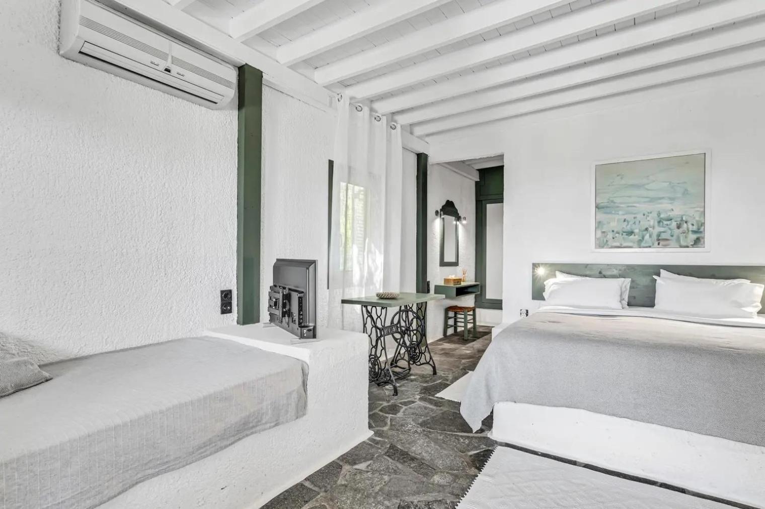 Niriides Resort Гитио Екстериор снимка